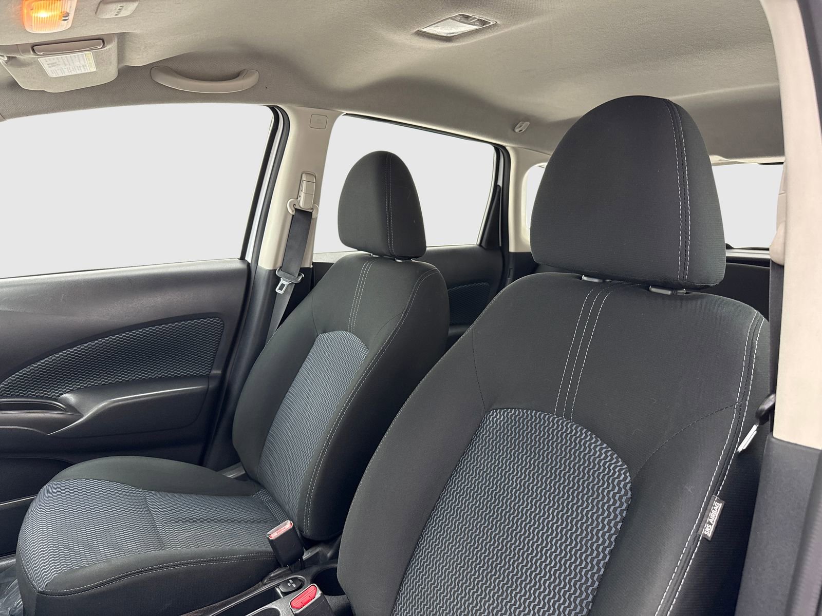 Used 2019 Nissan Versa Note SV FWD image 15
