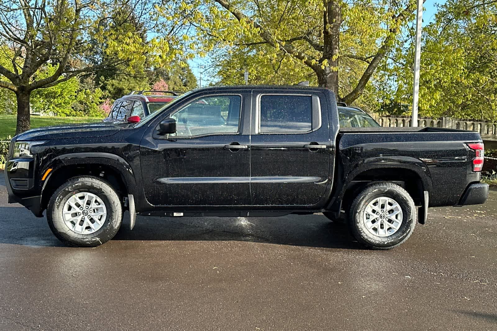 New 2026 Nissan Frontier S image 5