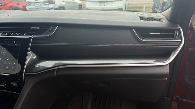 Used 2021 Jeep Grand Cherokee L Laredo image 33