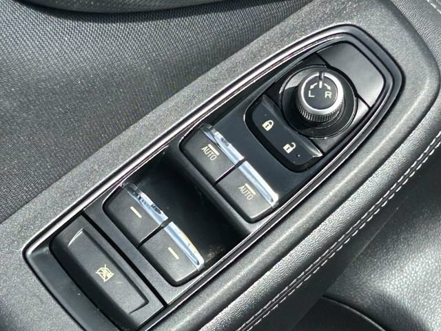 Used 2020 Subaru Forester Premium AWD/4WD image 27
