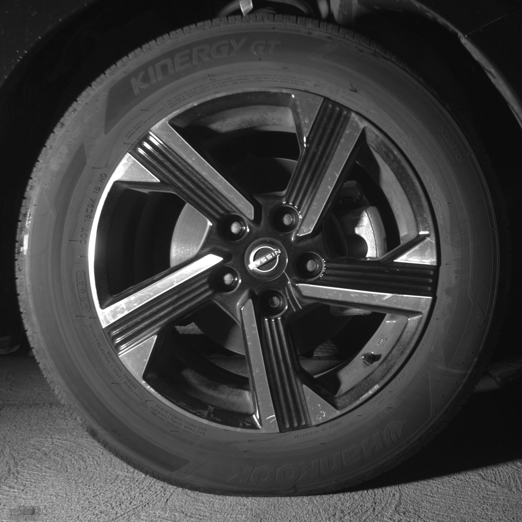 Used 2025 Nissan Sentra SV image 13