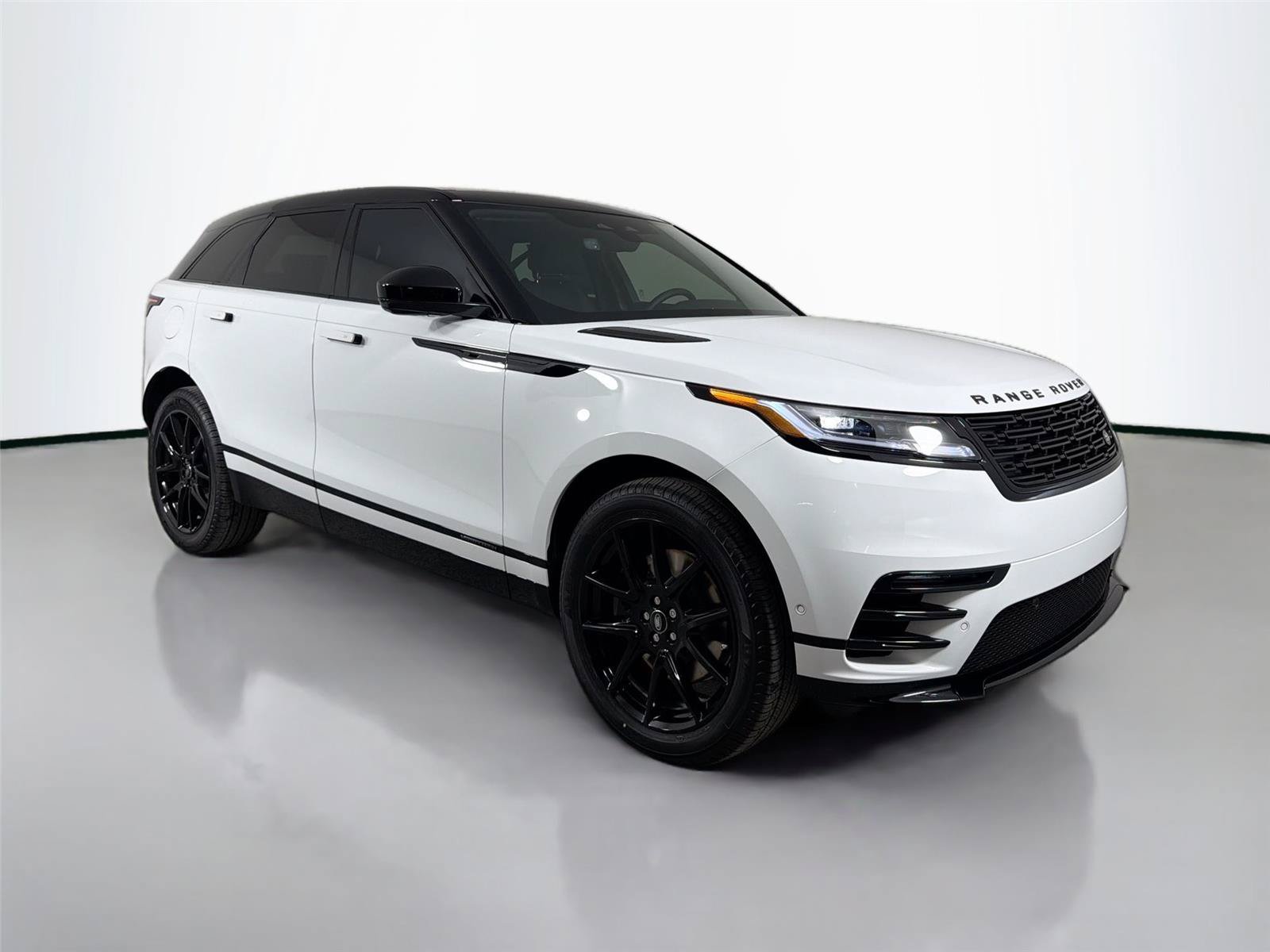 New 2026 Land Rover Range Rover Velar Belgravia AWD/4WD image 3