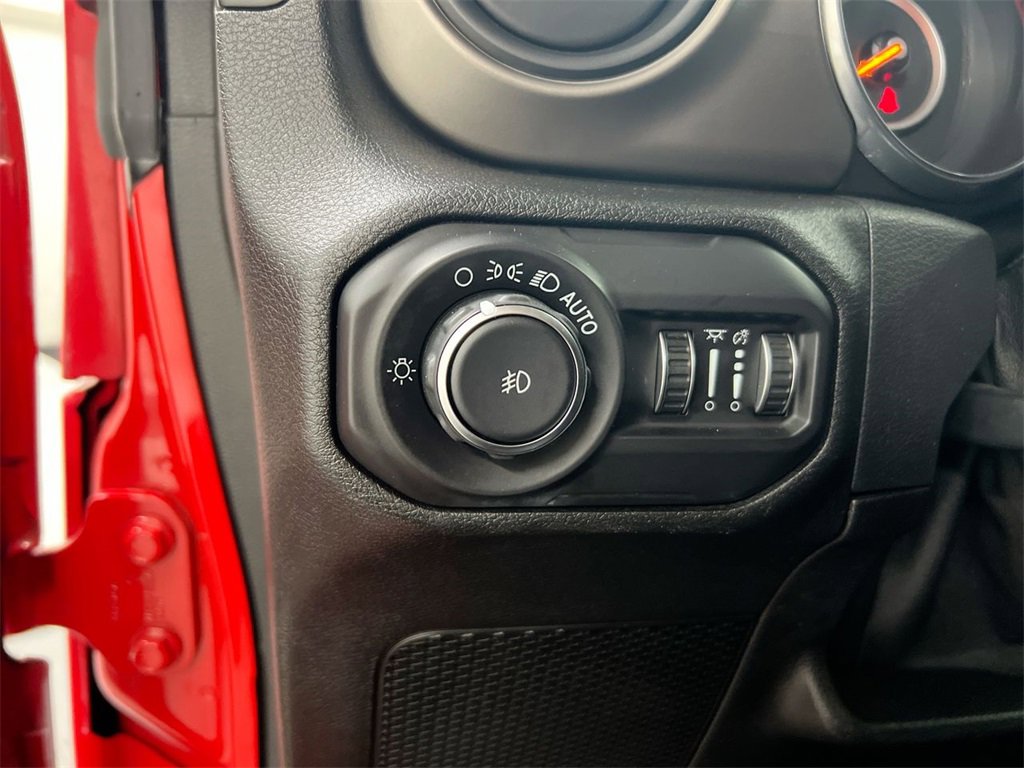 Used 2018 Jeep Wrangler Unlimited Sport S image 17