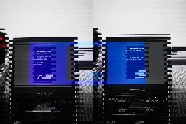 Certified 2025 Toyota bZ4X AWD image 15