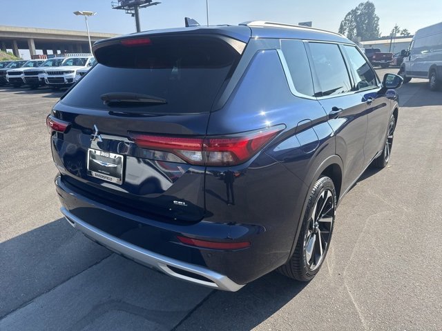 Used 2023 Mitsubishi Outlander SEL image 6