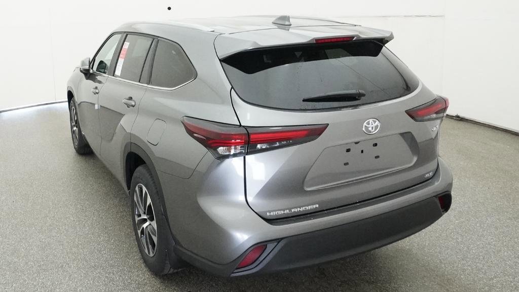 New 2026 Toyota Highlander XLE image 21