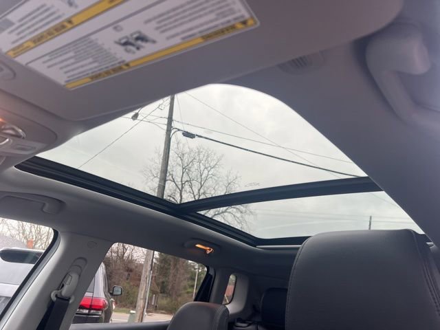 Used 2022 Jeep Compass Limited w/ Elite Group image 5