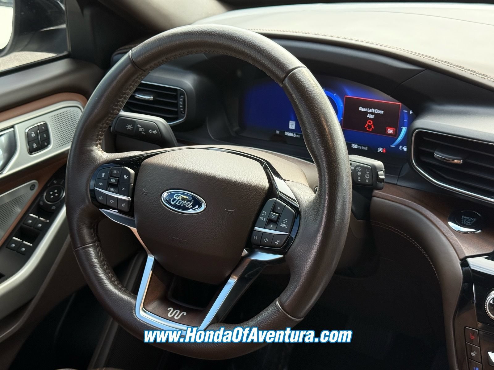 Used 2022 Ford Explorer King Ranch RWD image 18