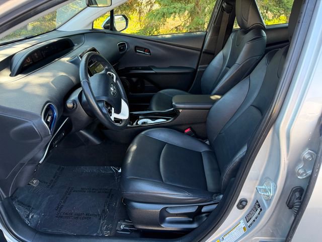 Used 2016 Toyota Prius Three Touring FWD image 5