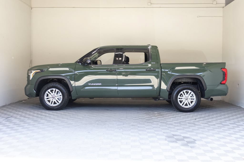 Used 2022 Toyota Tundra SR5 w/ Convenience Package RWD image 7