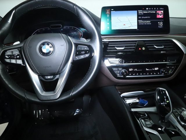 Used 2023 BMW 540i xDrive AWD/4WD image 29