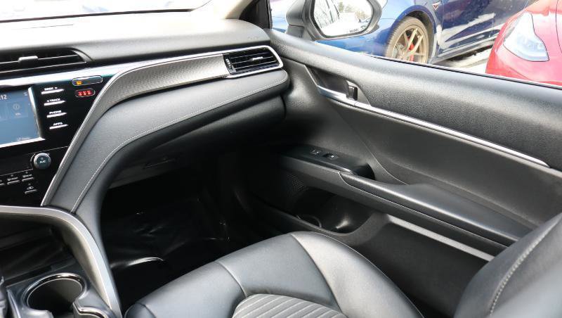 Used 2018 Toyota Camry SE w/ Protection Package (Q2) image 18