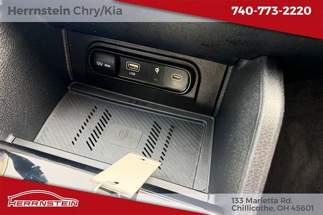 Used 2024 Kia Sportage EX image 21