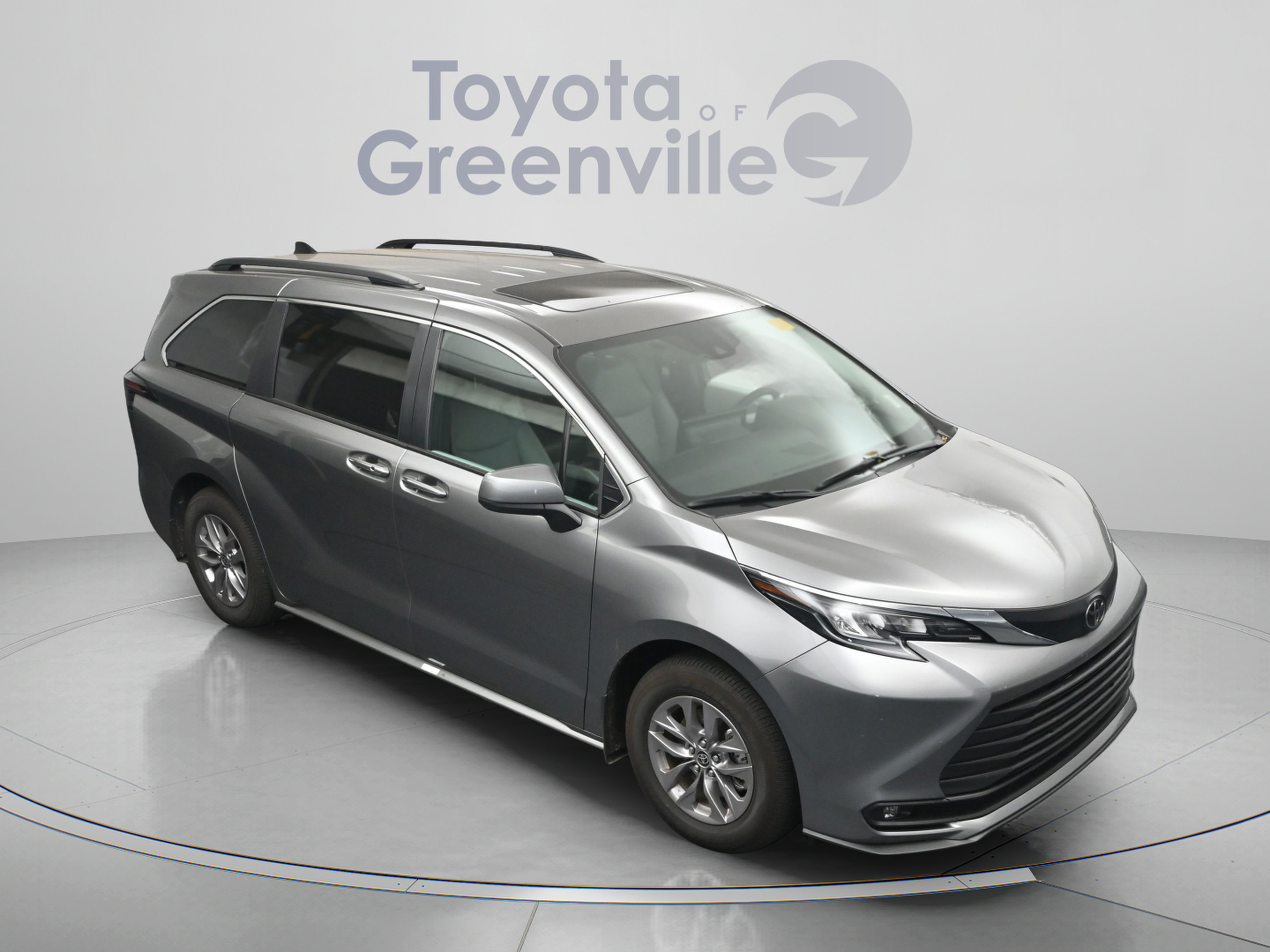 Certified 2026 Toyota Sienna XLE FWD image 20