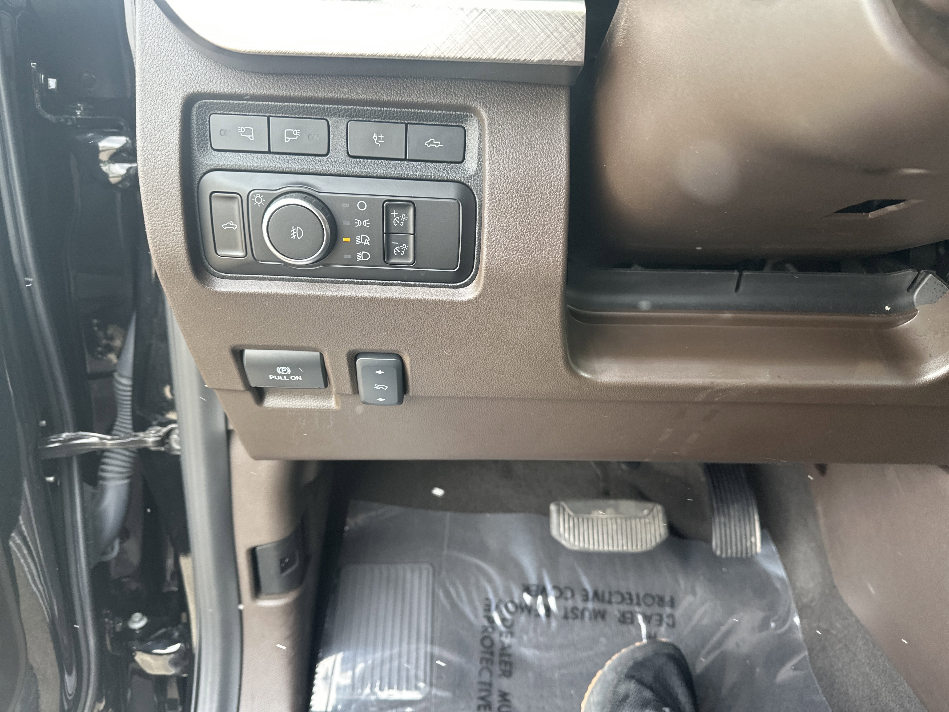 Used 2023 Ford F350 King Ranch w/ Chrome Package image 18