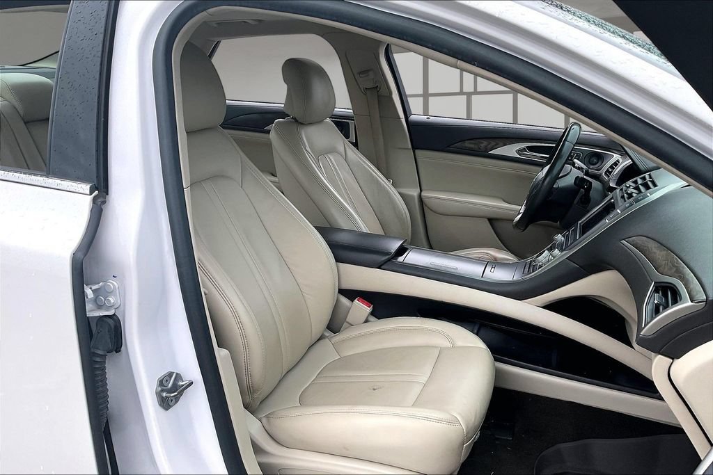 Used 2019 Lincoln MKZ Reserve w/ Reserve Plus Package FWD image 26