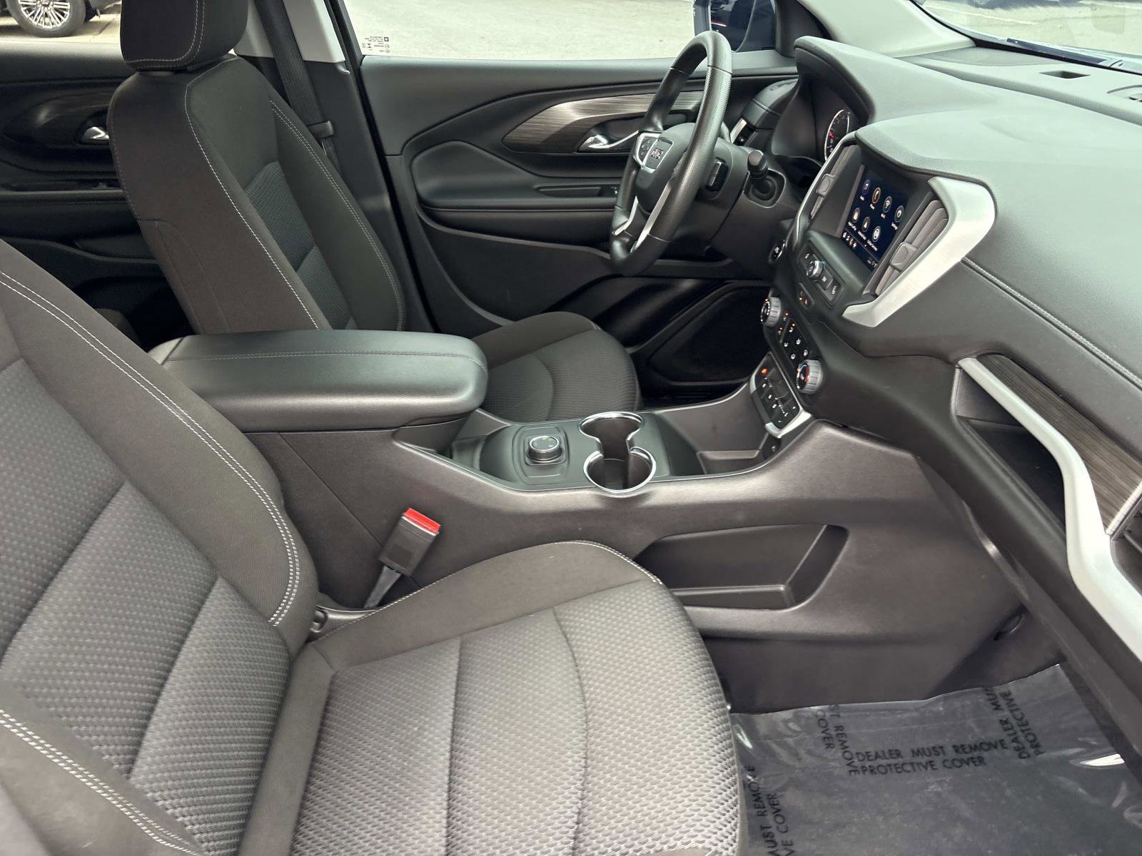Used 2023 GMC Terrain SLE image 34