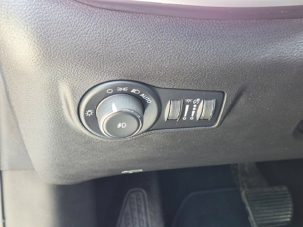 Certified 2022 Jeep Compass Latitude AWD/4WD image 14