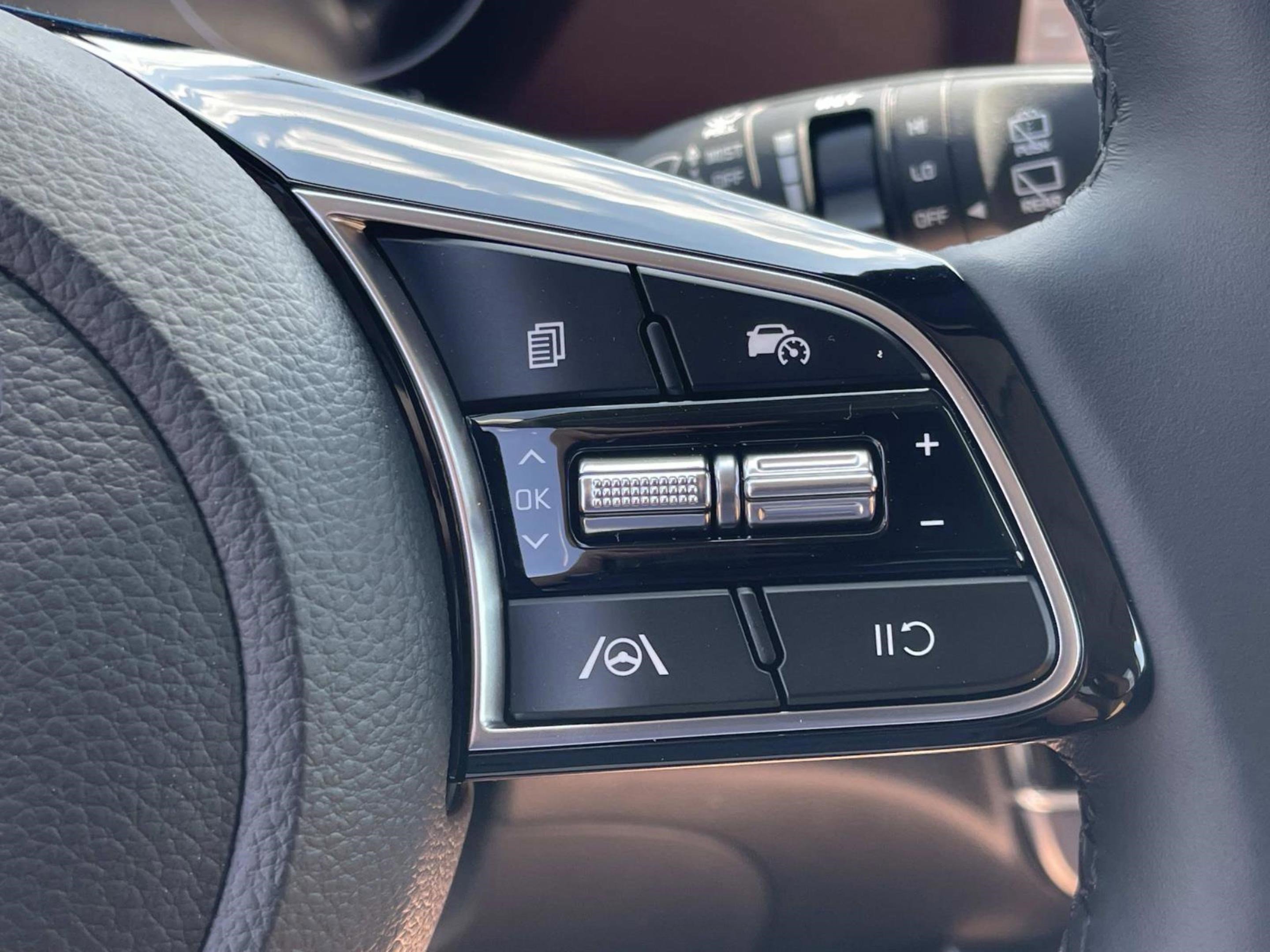 New 2026 Kia Seltos EX image 34