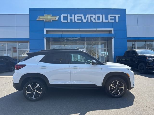 Used 2023 Chevrolet TrailBlazer RS w/ Convenience Package AWD/4WD image 5