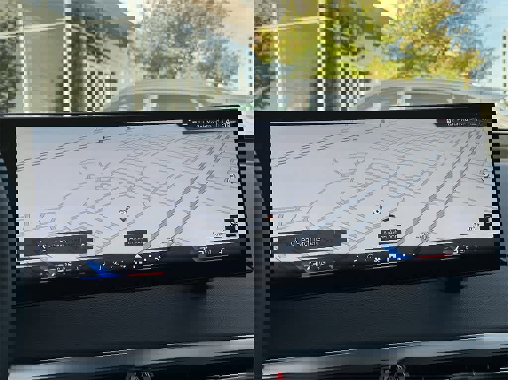 New 2025 BMW iX M60 image 30