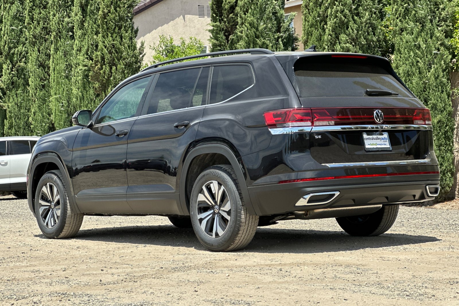 New 2026 Volkswagen Atlas SE FWD image 6