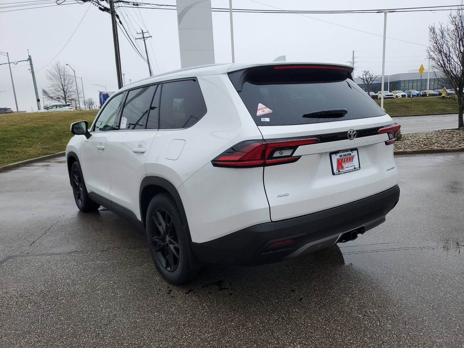 New 2026 Toyota Grand Highlander Limited image 3