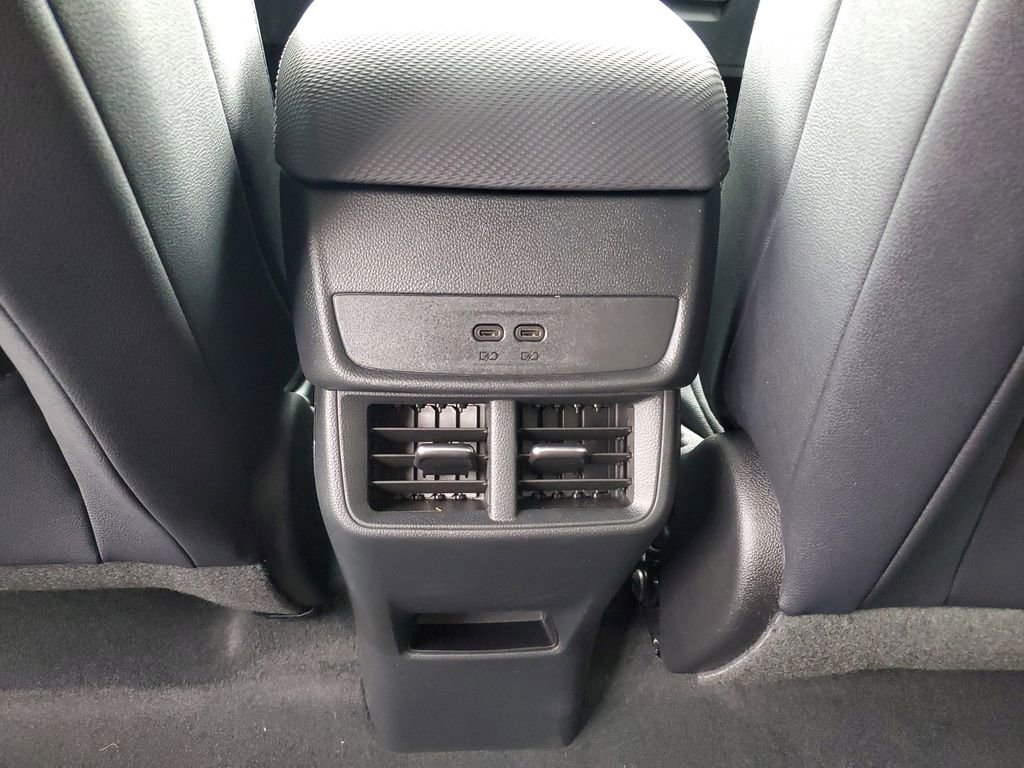New 2026 Chevrolet Equinox LT w/ Convenience Package II FWD image 13