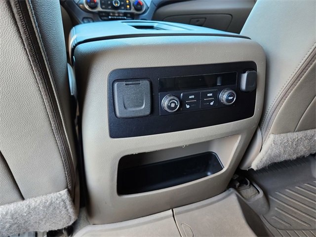 Used 2020 Chevrolet Suburban Premier image 25