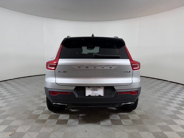 Used 2019 Volvo XC40 T5 R-Design AWD/4WD image 6
