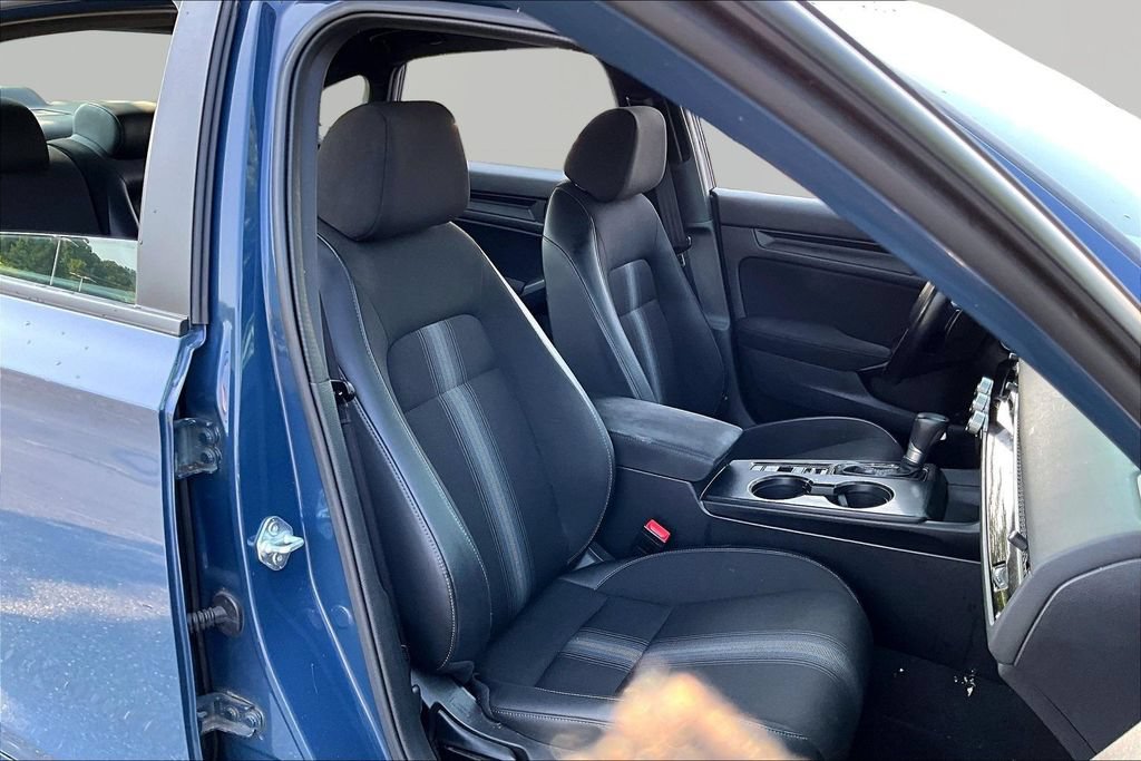 Used 2025 Honda Civic Sport image 19