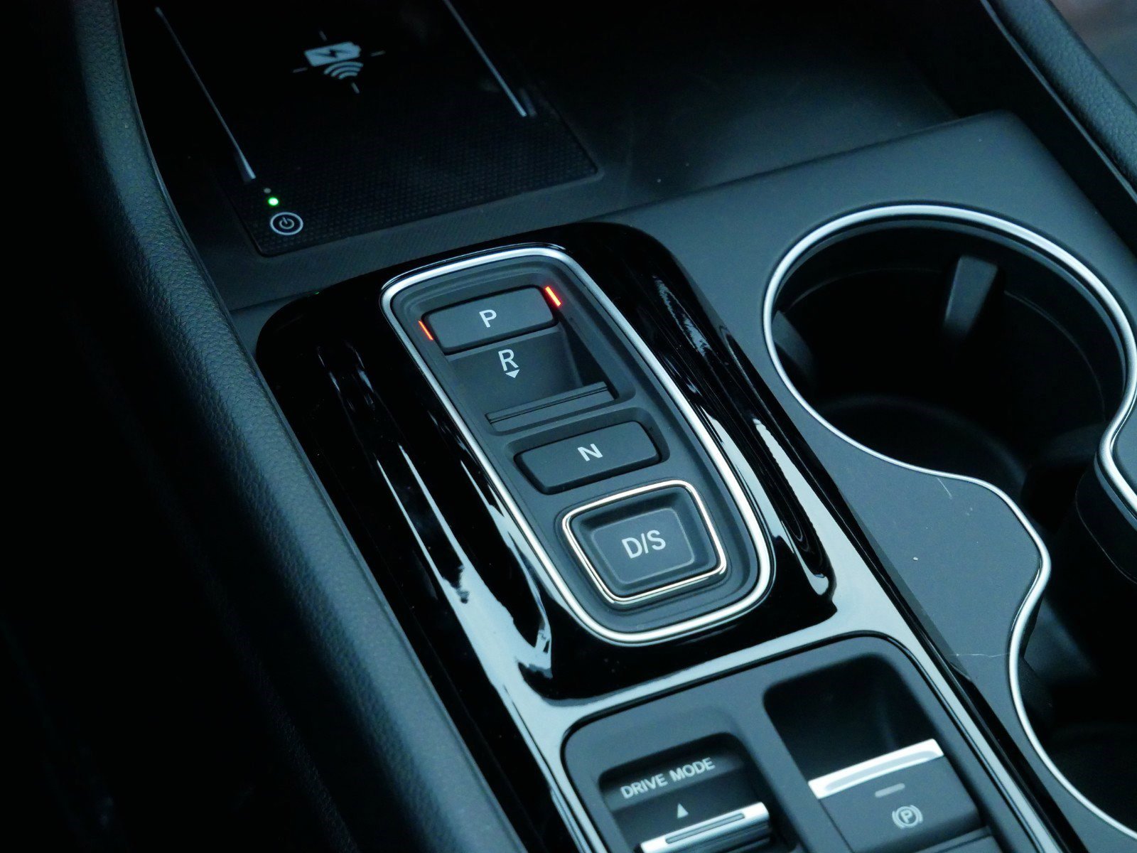 New 2025 Honda Pilot Touring image 14