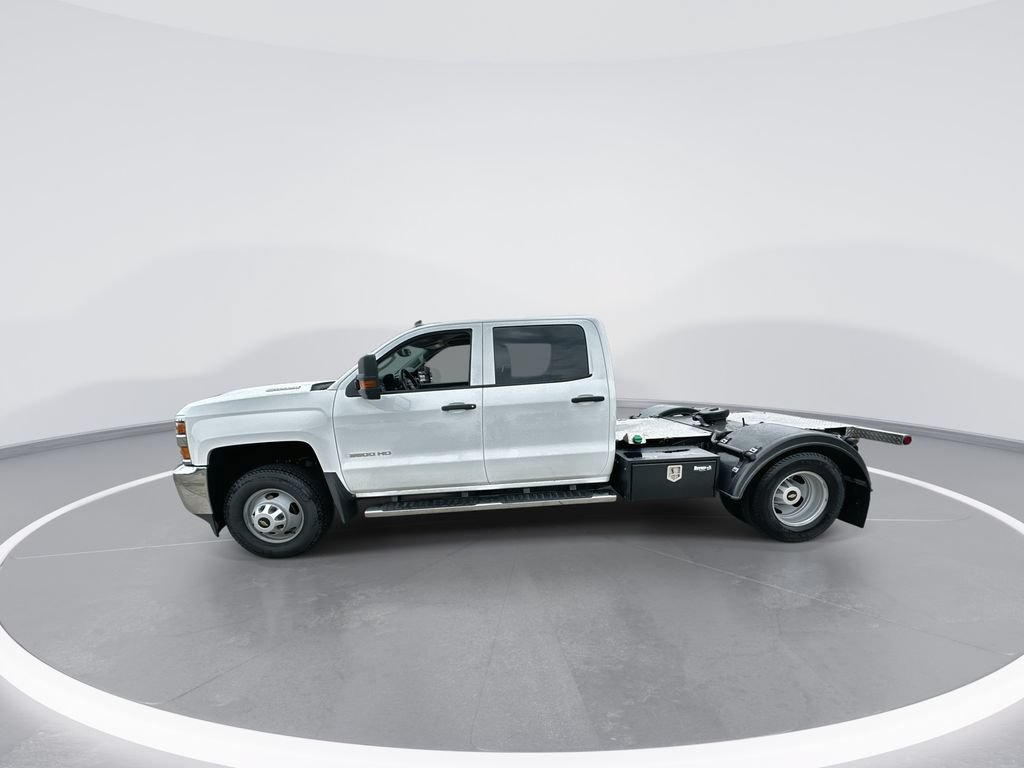 Used 2018 Chevrolet Silverado 3500 W/T w/ WT Convenience Package AWD/4WD image 5