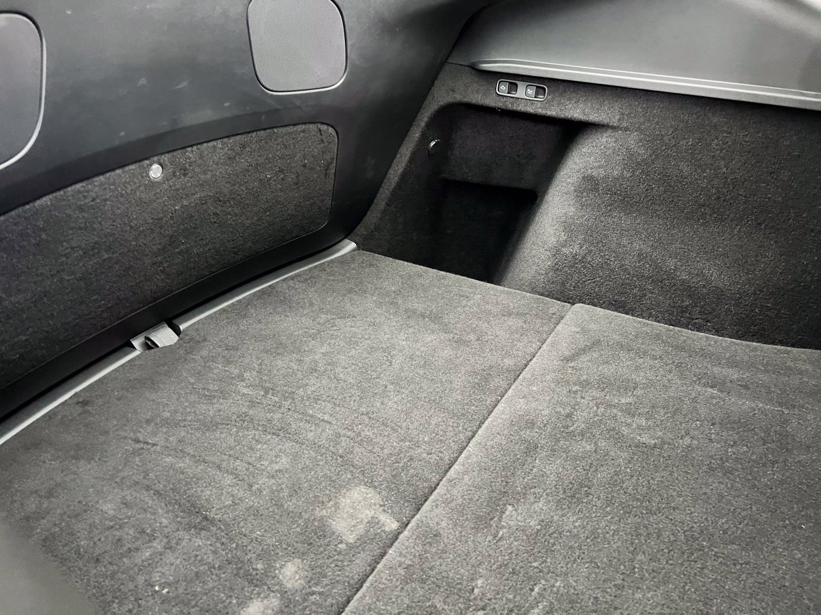 Used 2025 Tesla Model Y Long Range RWD image 60