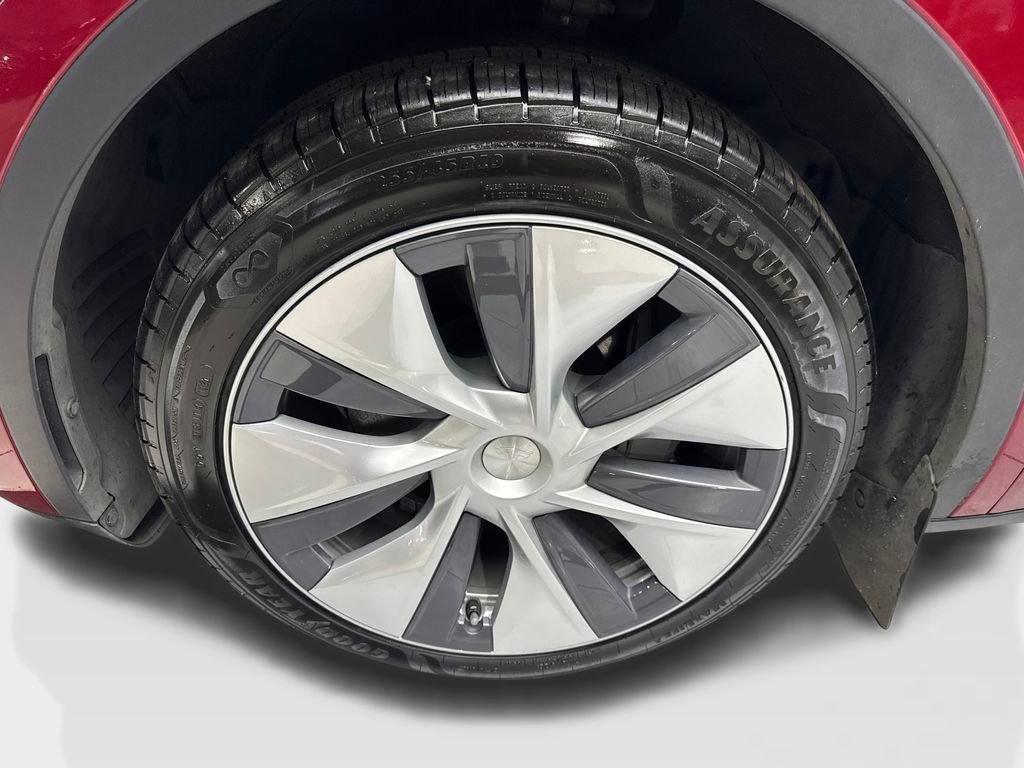 Used 2024 Tesla Model Y Long Range AWD/4WD image 84