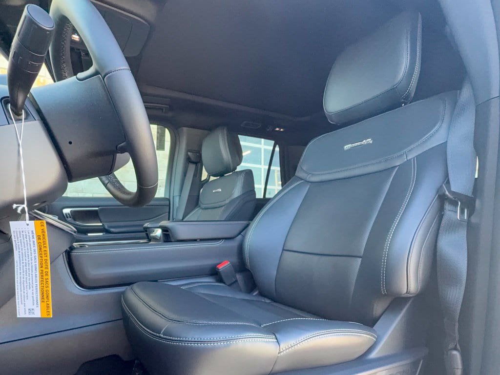 New 2027 Ford Expedition Max Platinum w/ Stealth Appearance Package AWD/4WD image 3