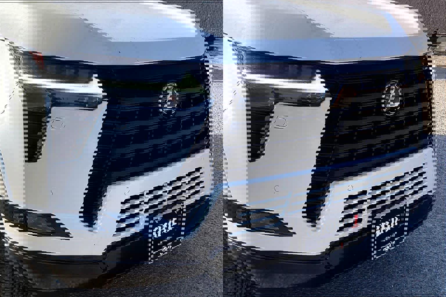 Used 2024 Lexus GX 550 w/ Accessory Package (2T) image 29