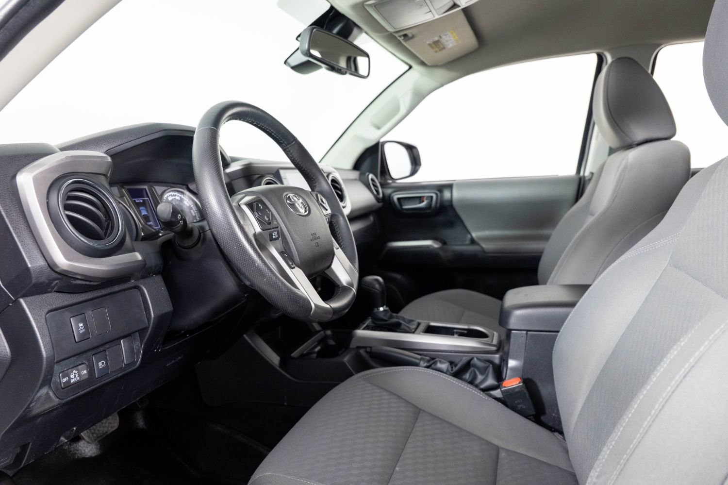 Used 2023 Toyota Tacoma SR5 image 14