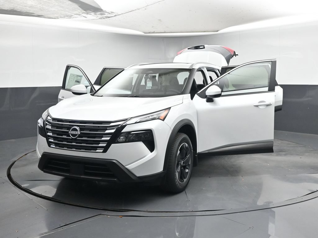 Used 2026 Nissan Rogue SV w/ SV Premium Package AWD/4WD image 32