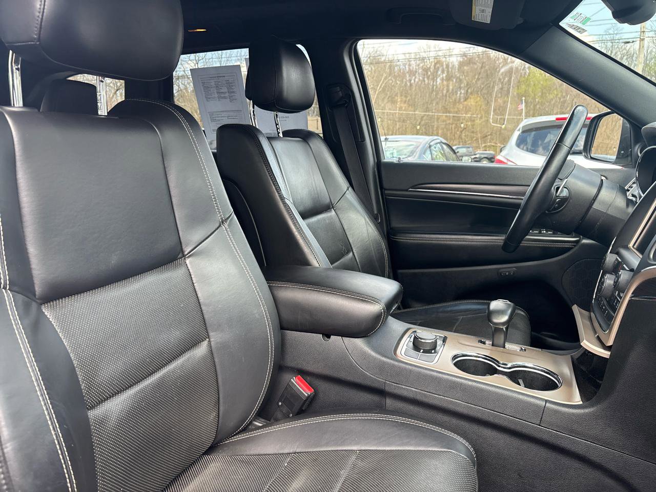 Used 2014 Jeep Grand Cherokee Limited w/ Luxury Group II AWD/4WD image 19