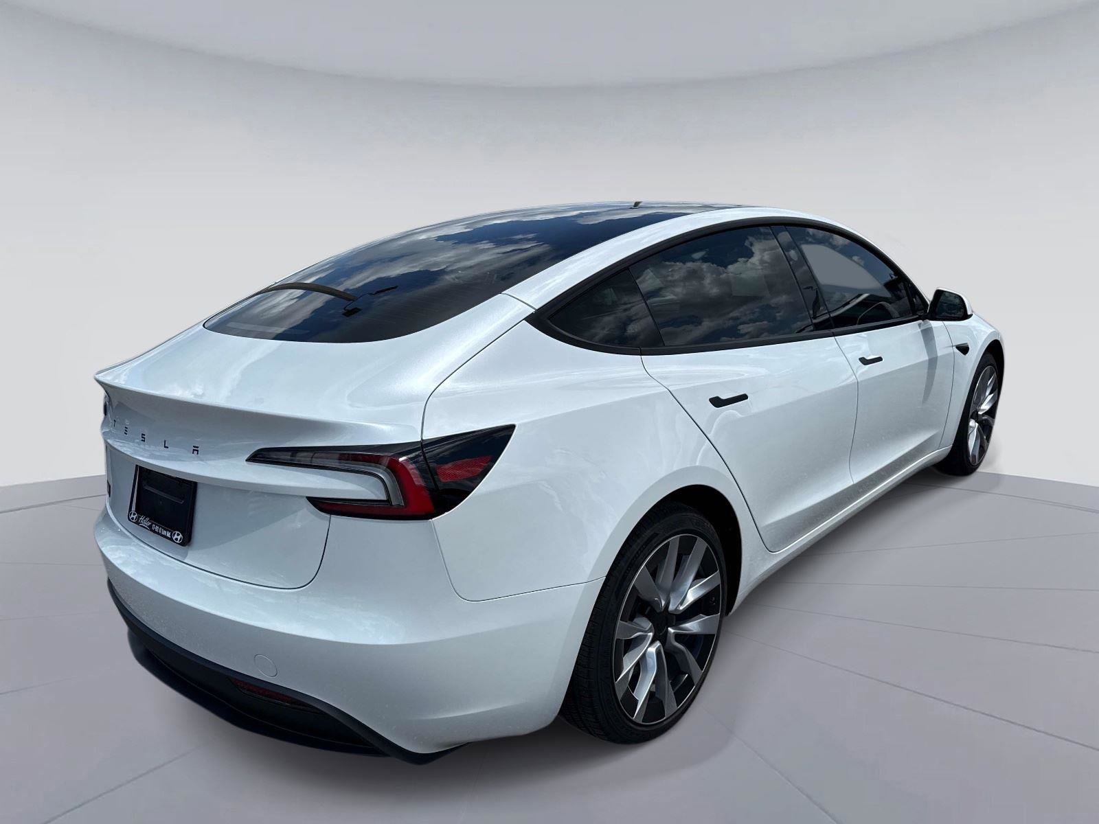 Used 2026 Tesla Model 3 RWD image 3