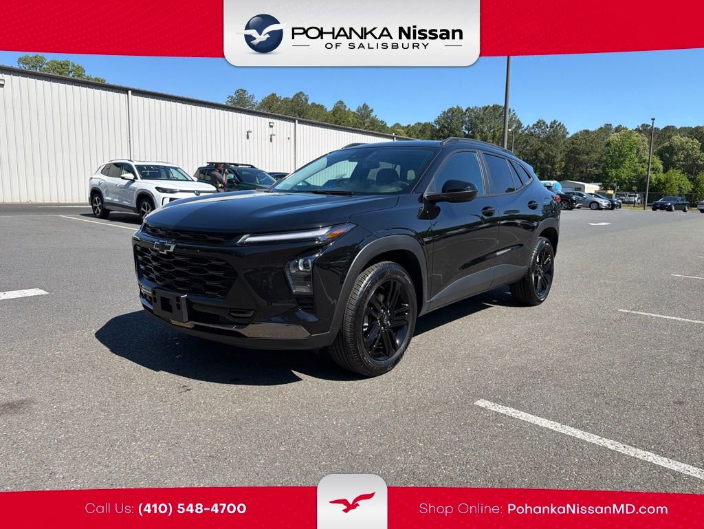 Used 2025 Chevrolet Trax ACTIV w/ Driver Confidence Package