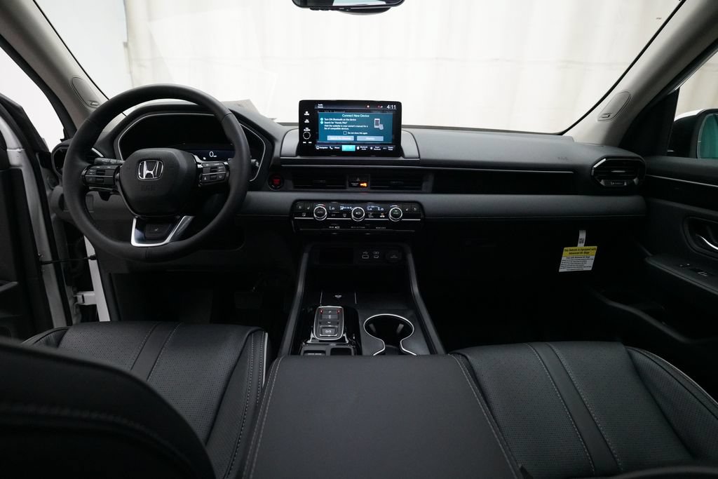 Certified 2025 Honda Pilot Elite image 5