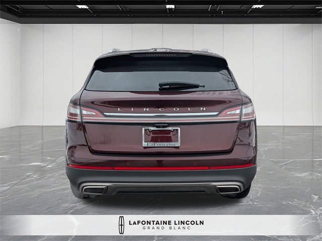 Used 2022 Lincoln Nautilus Reserve image 4