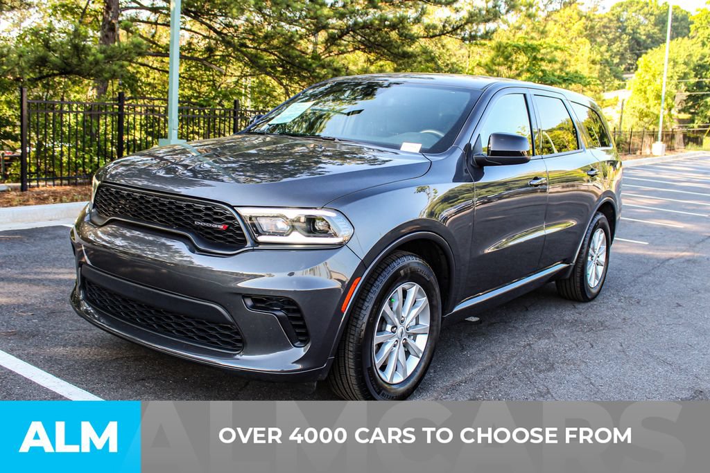 Used 2025 Dodge Durango GT RWD image 2