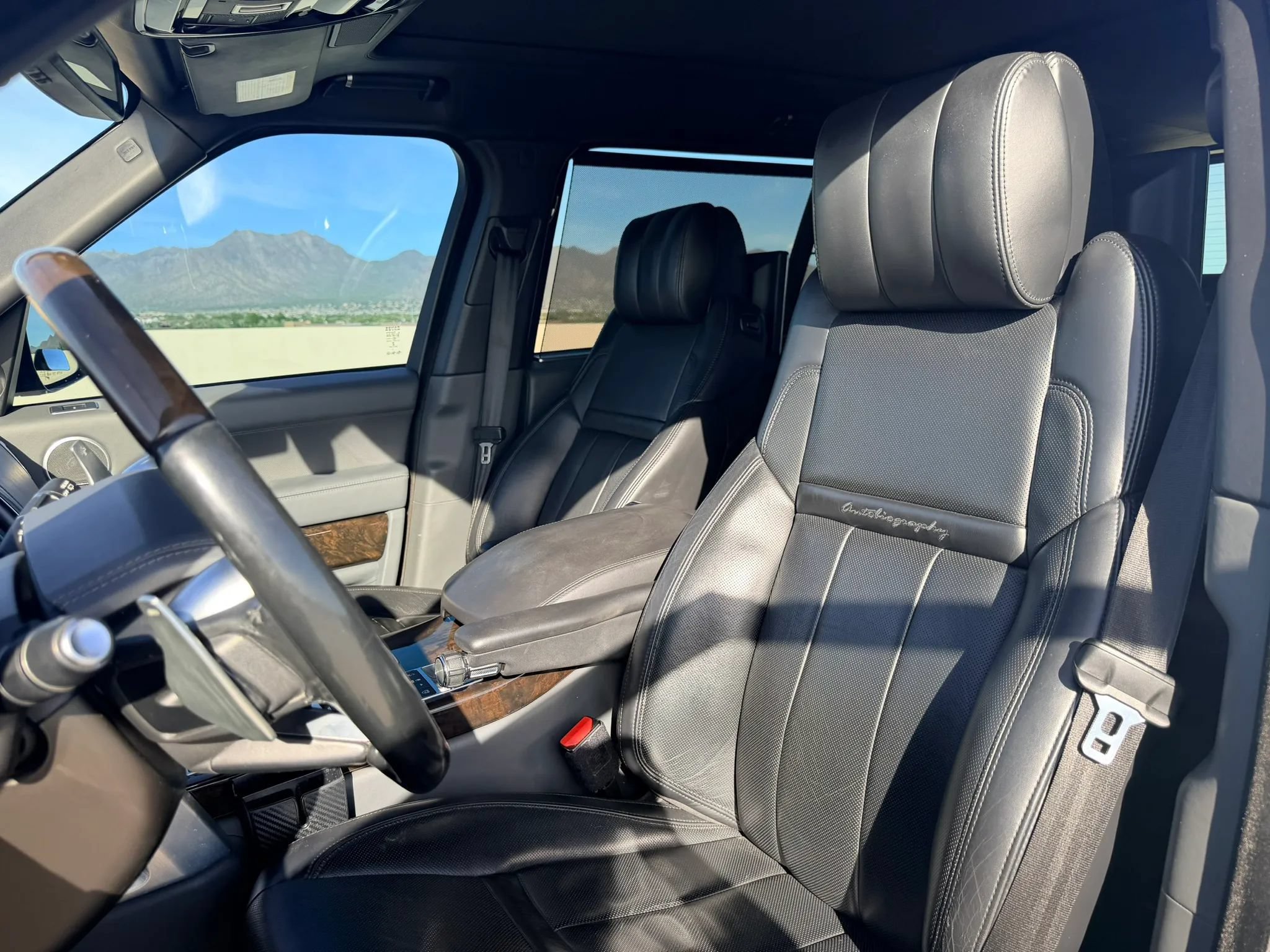 Used 2016 Land Rover Range Rover LWB SV Autobiography AWD/4WD image 14