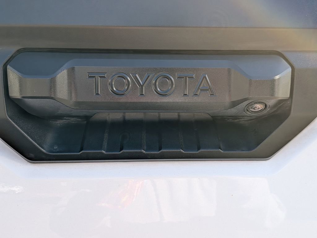 Used 2023 Toyota Tundra SR5 image 5