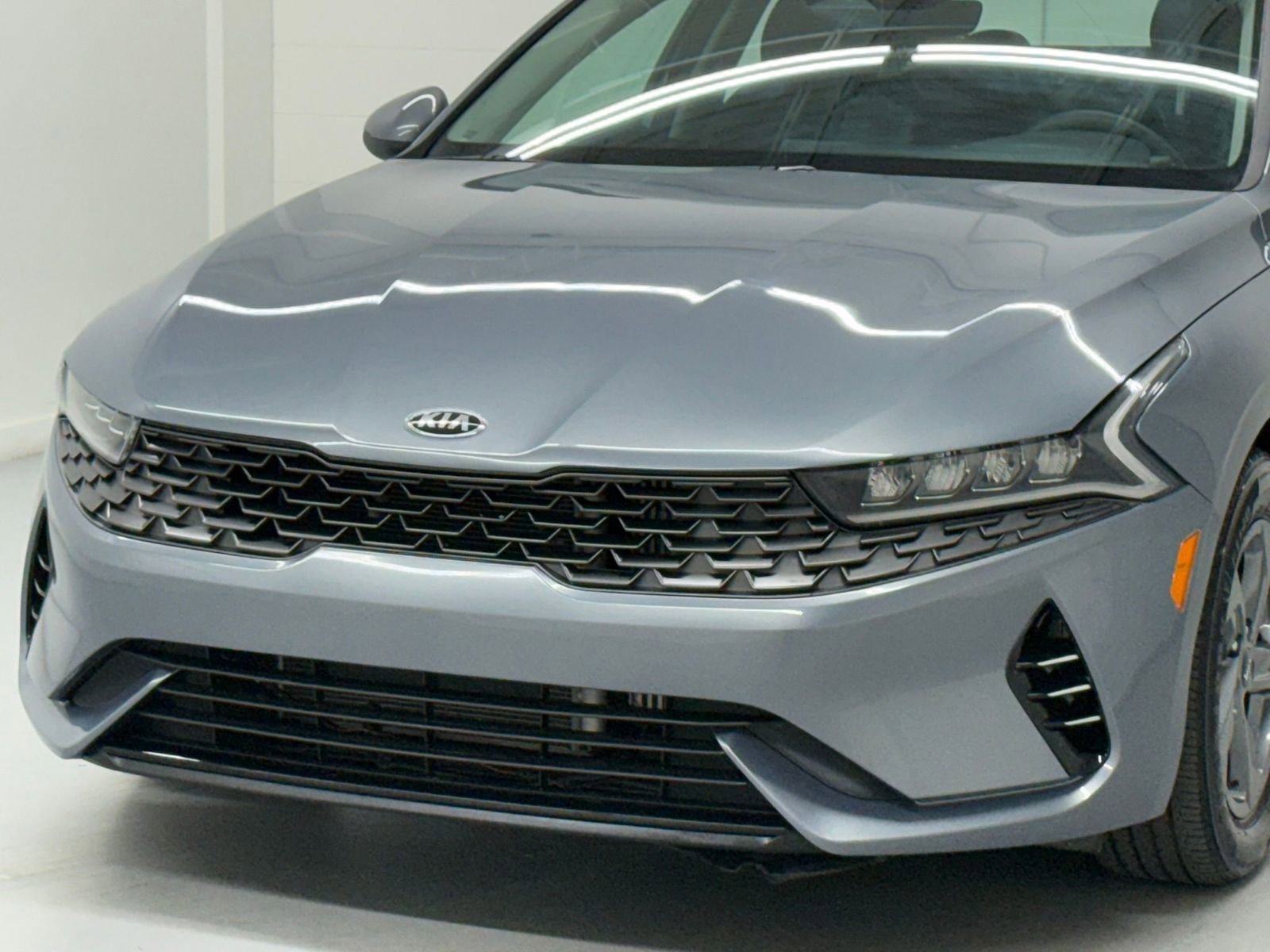 Used 2021 Kia K5 LX FWD image 10