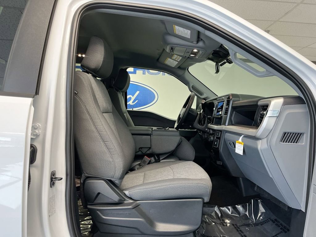 New 2026 Ford F350 4x4 Crew Cab Super Duty image 21
