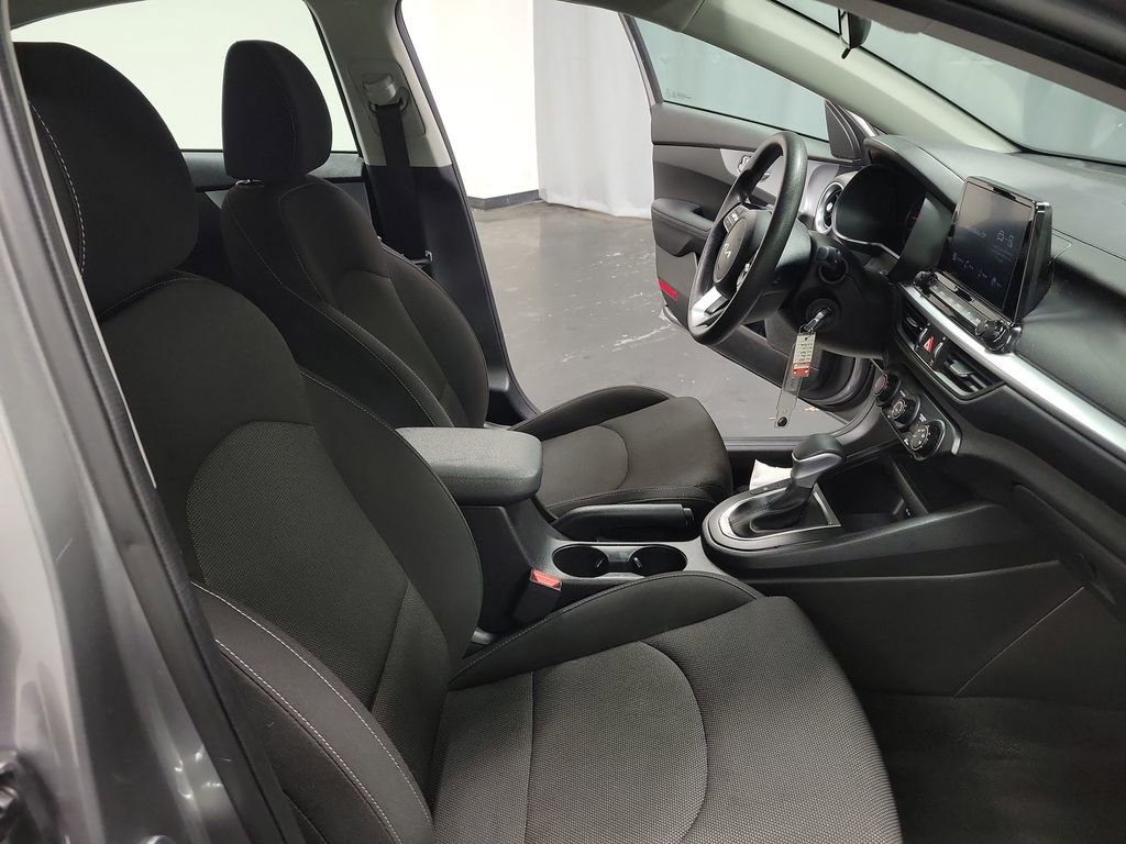 Used 2023 Kia Forte LXS image 21